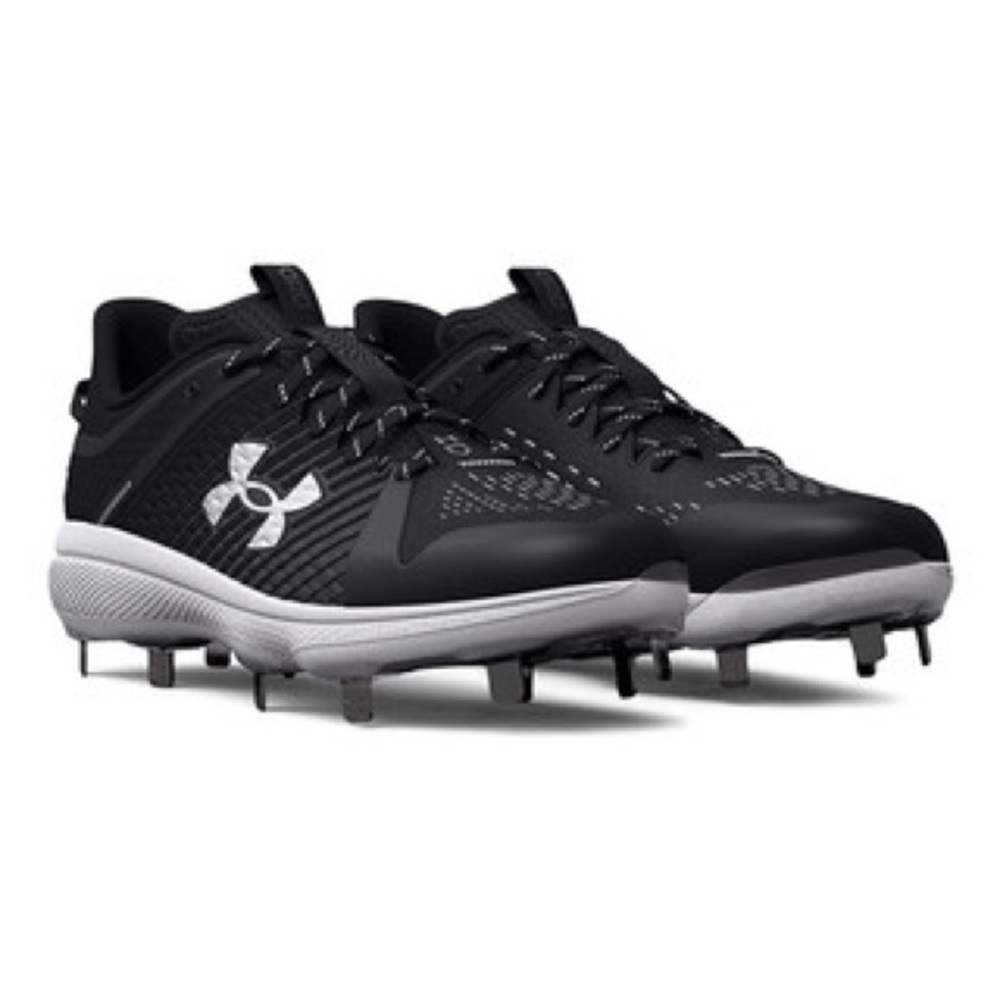 NWOB Under Armour Yard Low MT Men's Baseball Cleats  size 7
